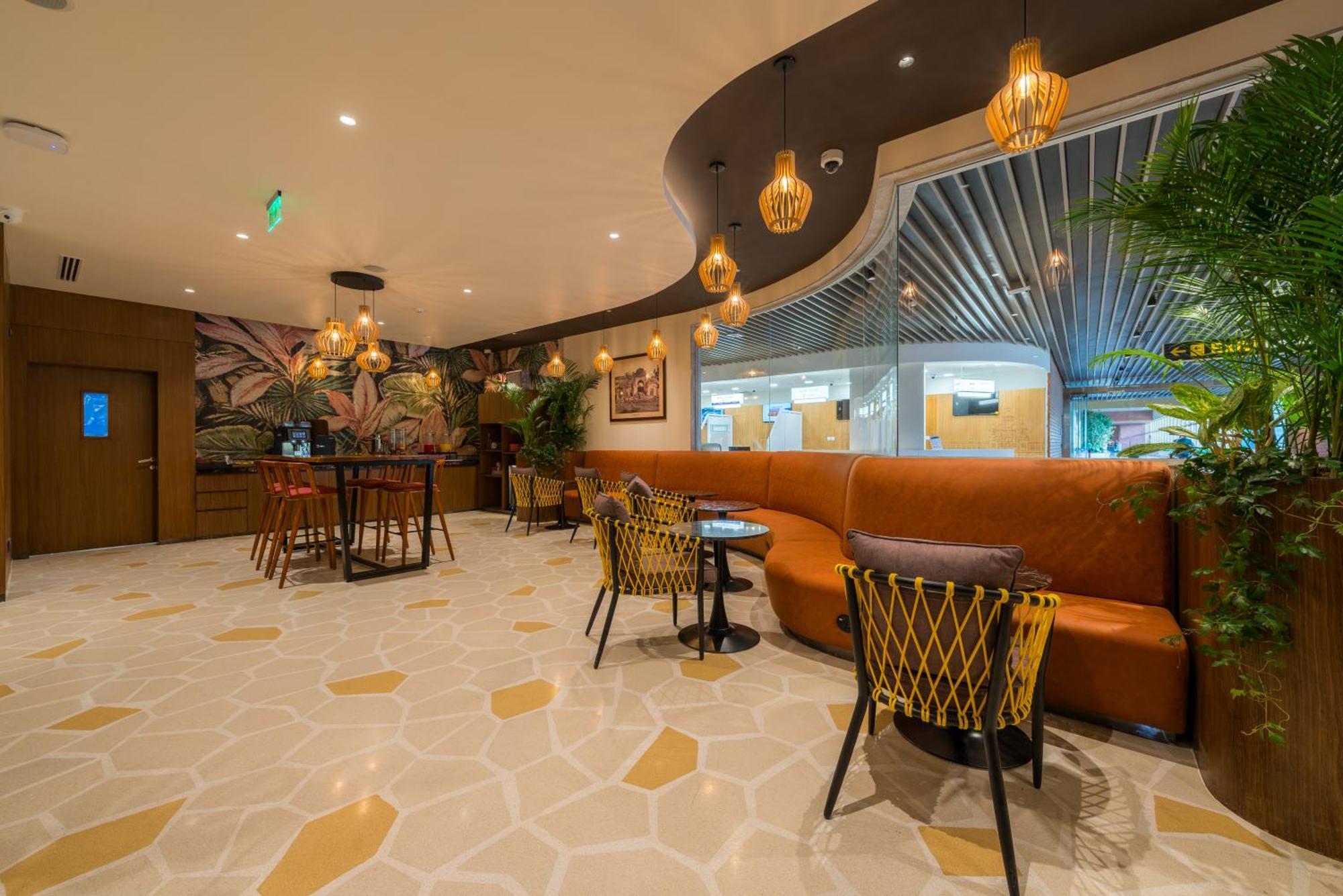 080 Transit Hotel, T2 Turuvekere Ngoại thất bức ảnh